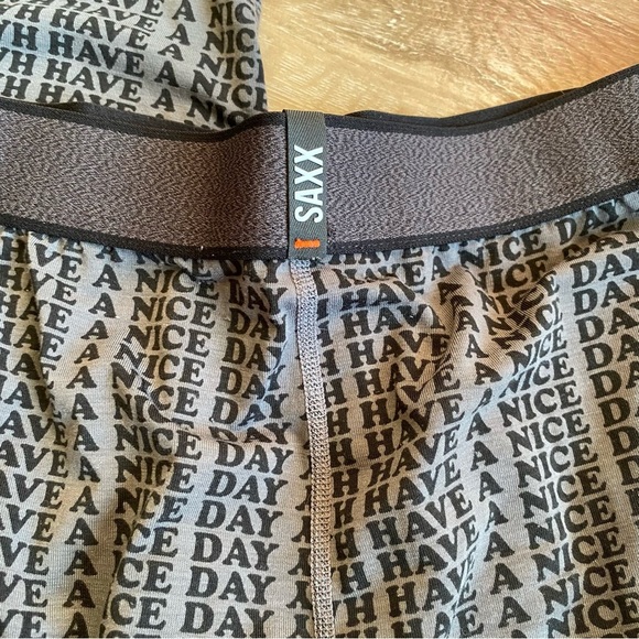 Saxx View Finder base layer set “ Have A Nice Day Long sleeve & pants - Picture 7 of 9